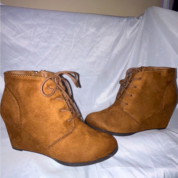 American Eagle Outfitters Shoes - New American Eagle Brown Suede Ankle Wedge Booties 9.5 Lace Up Zip Side 3” Heel